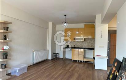 Çiğli Evka 5'te Palmiye Teras Park Sitesinde Kiralık 1+1