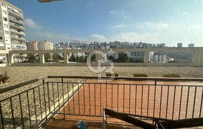 Çiğli Evka 5'te Palmiye Teras Park Sitesinde Kiralık 1+1
