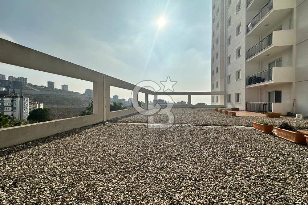 Çiğli Evka 5'te Palmiye Teras Park Sitesinde Kiralık 1+1