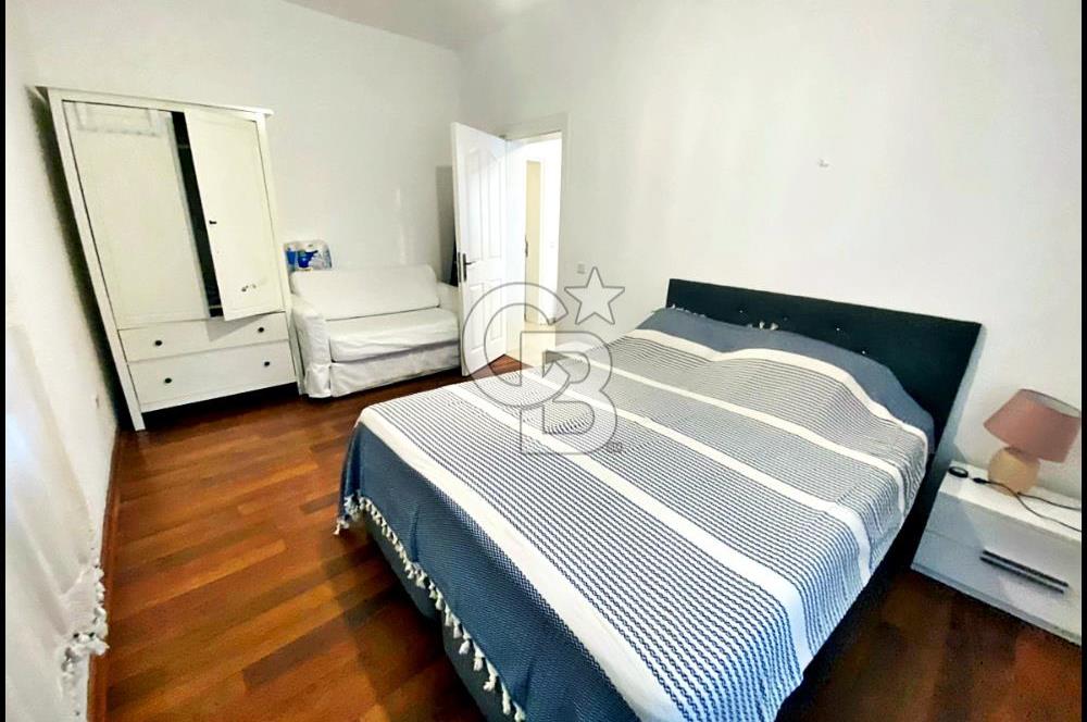 Bodrum Mahfel Cafeye 50 MT Kiralık Üst Kat Daire