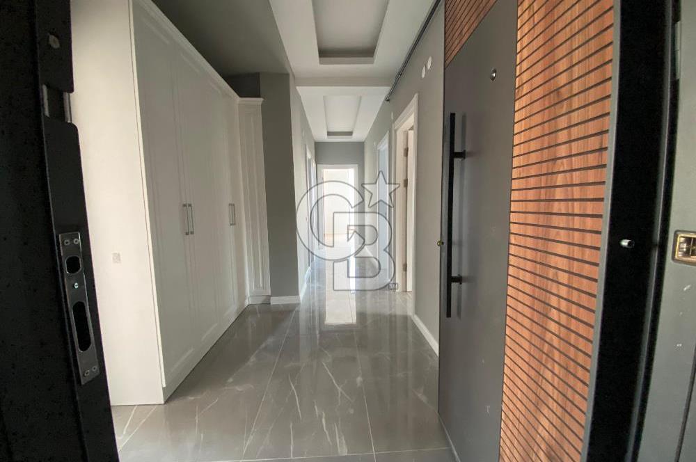 Deniz Manzaralı Geniş Kullanım Alanına Sahip 3+1 / 0 Daire