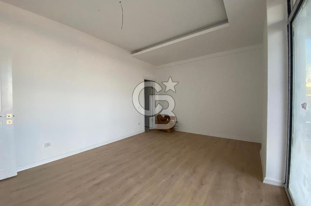 Deniz Manzaralı Geniş Kullanım Alanına Sahip 3+1 / 0 Daire