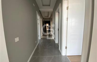 Deniz Manzaralı Geniş Kullanım Alanına Sahip 3+1 / 0 Daire