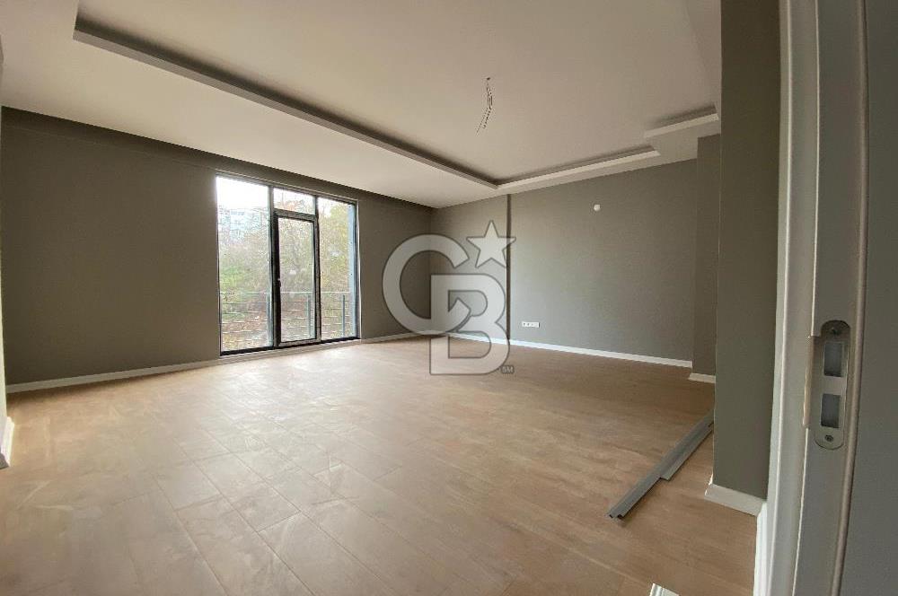 Deniz Manzaralı Geniş Kullanım Alanına Sahip 3+1 / 0 Daire