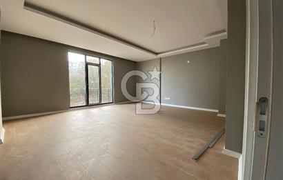 Deniz Manzaralı Geniş Kullanım Alanına Sahip 3+1 / 0 Daire