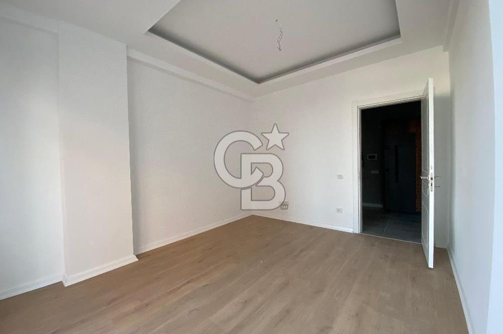 Deniz Manzaralı Geniş Kullanım Alanına Sahip 3+1 / 0 Daire