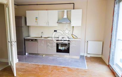 KOZYATAĞI METROYA YAKIN YENİ BİNADA 1+1 SATILIK DAİRE