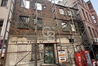 EMEKYEMEZDE ŞİŞHANE MEYDAN VE METROYA YAKIN PROJESİ HAZIR BİNA