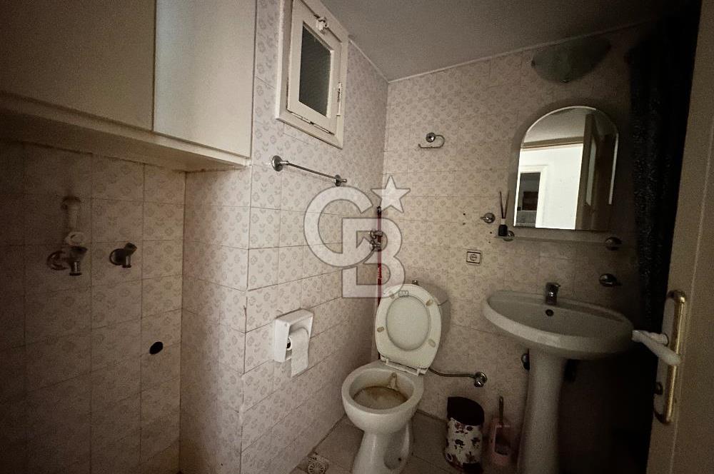 Fırsat Satılık 3+1 Daire Bornova Büyük Park karşısı
