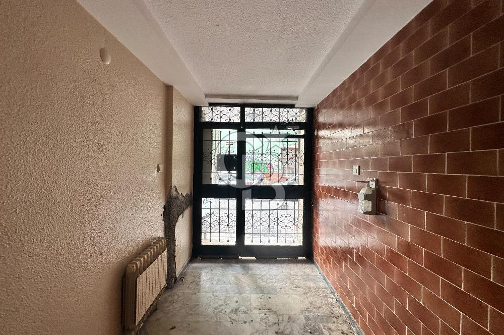 Fırsat Satılık 3+1 Daire Bornova Büyük Park karşısı