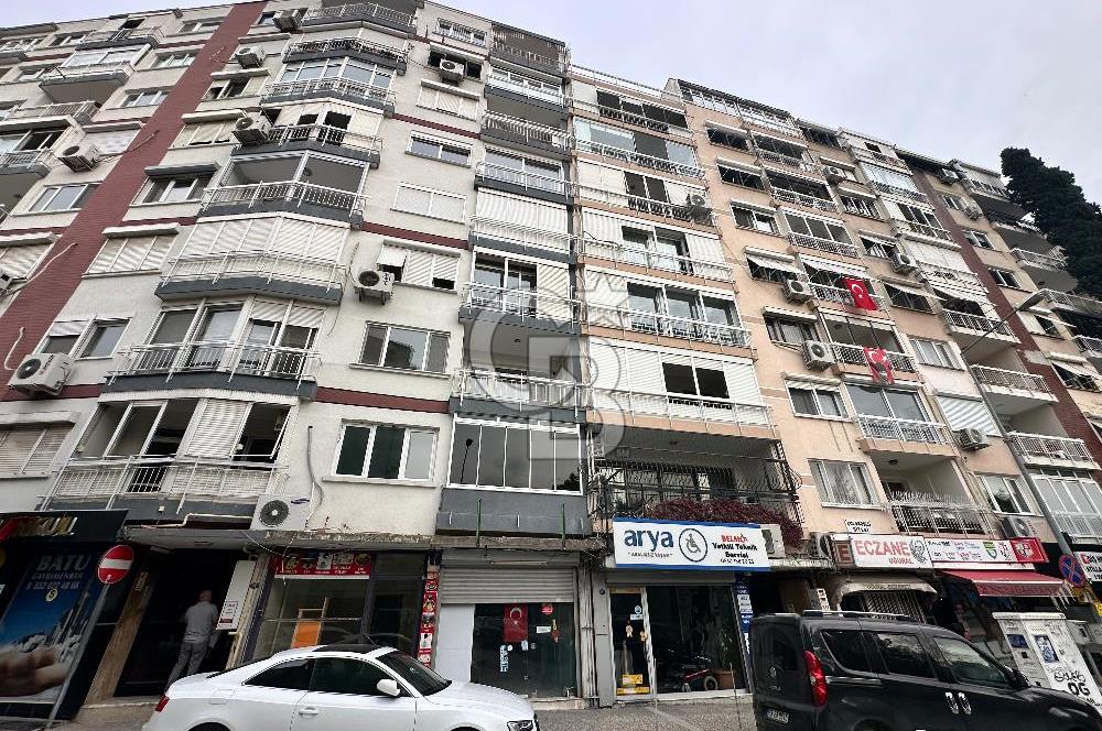 Fırsat Satılık 3+1 Daire Bornova Büyük Park karşısı