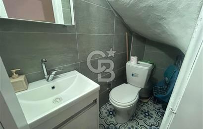 Foça Ata Özgür Sitesinde Havuzlu Eşyalı Kiralık Villa