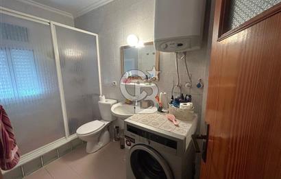 Foça Ata Özgür Sitesinde Havuzlu Eşyalı Kiralık Villa