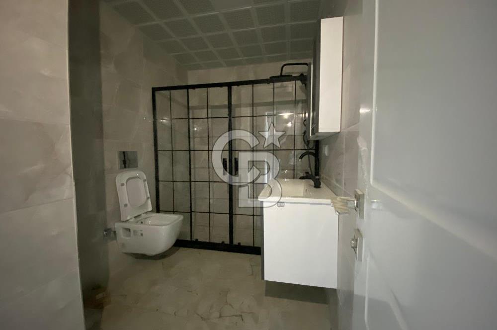 Deniz Manzaralı Geniş Kullanım Alanına Sahip 3+1 / 0 Daire
