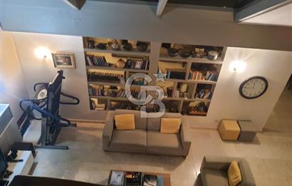 Büyükçekmece Karaağaçta Özel Bahçeli Satılık 4+2 Lüks Villa