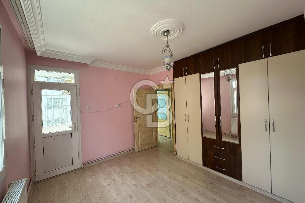 Güzelyalı Mahallesinde 3+1 Kiralık Daire