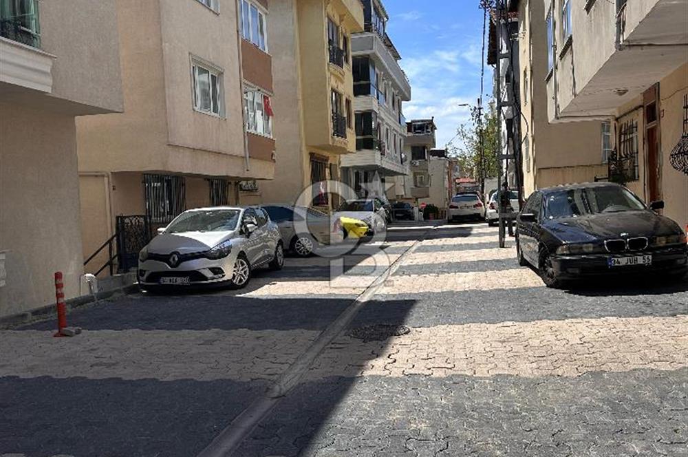 İçerenköy Mah. Metro ve Caddeye Yakın Satılık 3+1 Dubleks Daire