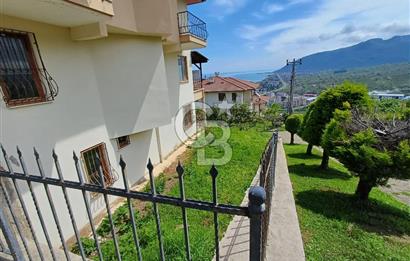ORDU PERŞEMBE DOSTLAR SİTESİNDE DENİZ MANZARALI SATILIK VİLLA