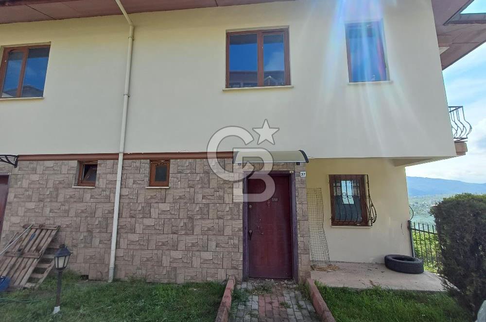 ORDU PERŞEMBE DOSTLAR SİTESİNDE DENİZ MANZARALI SATILIK VİLLA