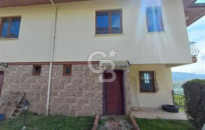ORDU PERŞEMBE DOSTLAR SİTESİNDE DENİZ MANZARALI SATILIK VİLLA
