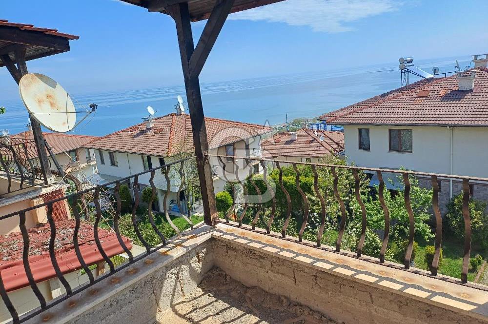 ORDU PERŞEMBE DOSTLAR SİTESİNDE DENİZ MANZARALI SATILIK VİLLA