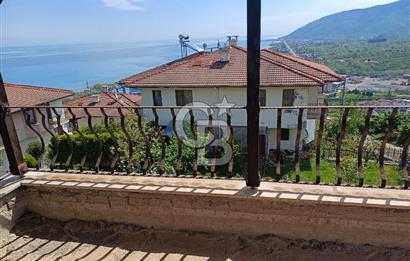 ORDU PERŞEMBE DOSTLAR SİTESİNDE DENİZ MANZARALI SATILIK VİLLA