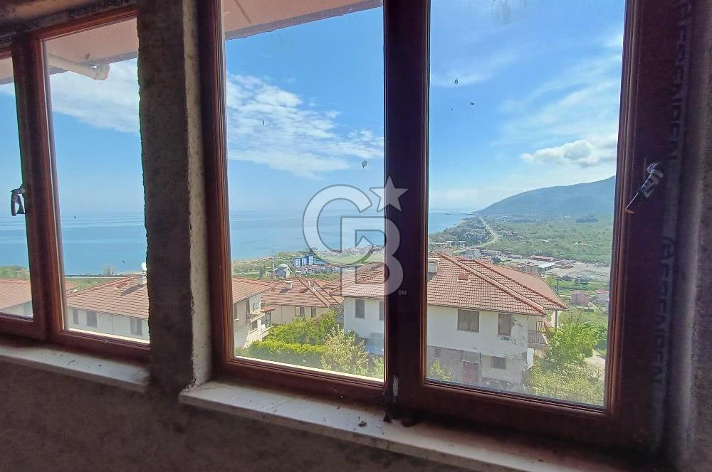 ORDU PERŞEMBE DOSTLAR SİTESİNDE DENİZ MANZARALI SATILIK VİLLA