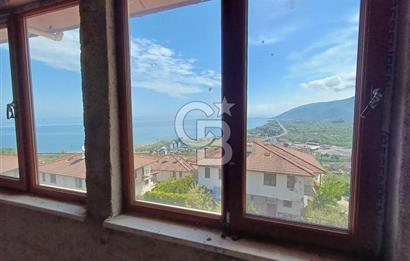 ORDU PERŞEMBE DOSTLAR SİTESİNDE DENİZ MANZARALI SATILIK VİLLA