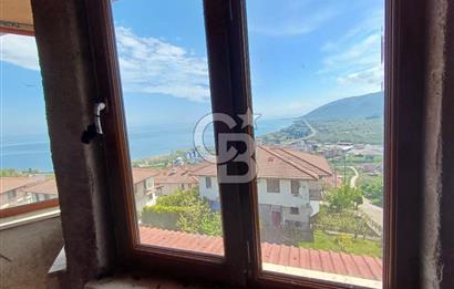 ORDU PERŞEMBE DOSTLAR SİTESİNDE DENİZ MANZARALI SATILIK VİLLA