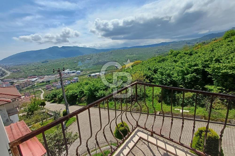 ORDU PERŞEMBE DOSTLAR SİTESİNDE DENİZ MANZARALI SATILIK VİLLA
