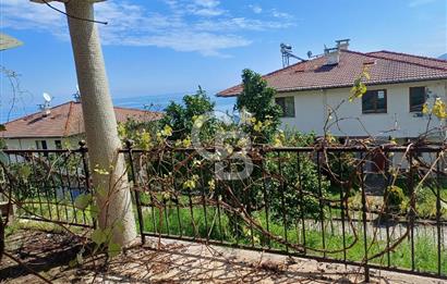ORDU PERŞEMBE DOSTLAR SİTESİNDE DENİZ MANZARALI SATILIK VİLLA