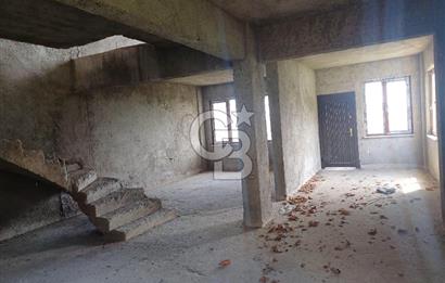 ORDU PERŞEMBE DOSTLAR SİTESİNDE DENİZ MANZARALI SATILIK VİLLA