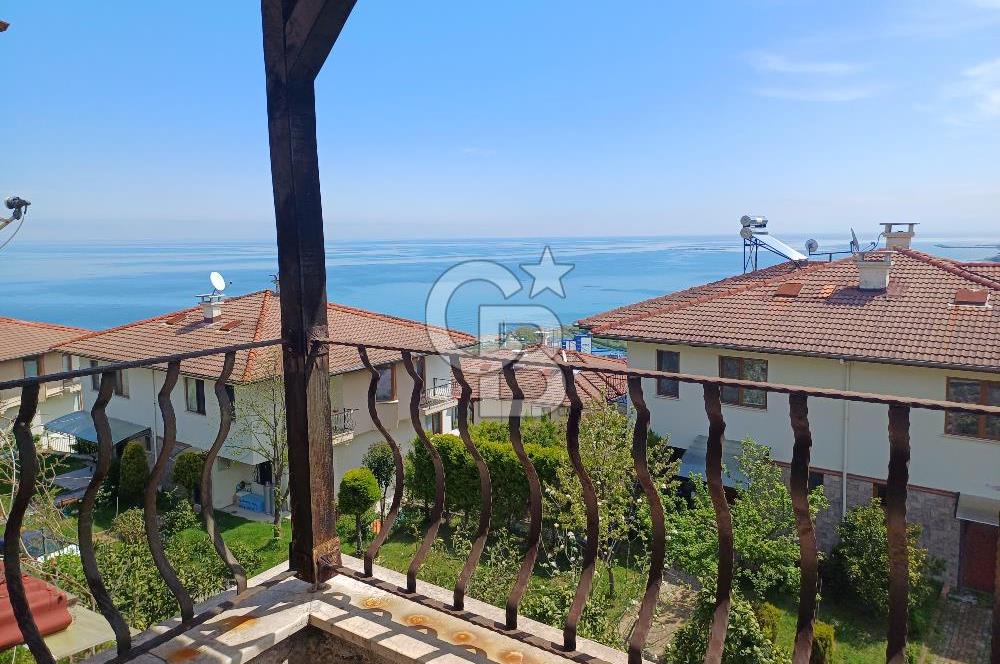 ORDU PERŞEMBE DOSTLAR SİTESİNDE DENİZ MANZARALI SATILIK VİLLA