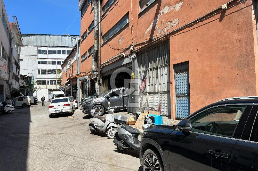BOSTANCI SANAYİ SİTESİNDE SATILIK DÜKKAN