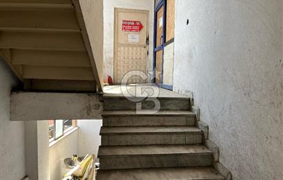 BOSTANCI SANAYİ SİTESİNDE SATILIK DEPO