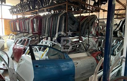 BOSTANCI SANAYİ SİTESİNDE SATILIK DEPO