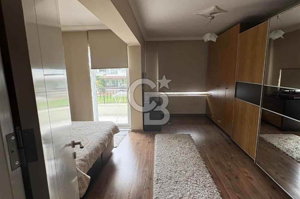 MANİSA GÜZELYURT MAHALLESİ YILDIZ SİTESİ'NDE SATILIK 5+1 VİLLA