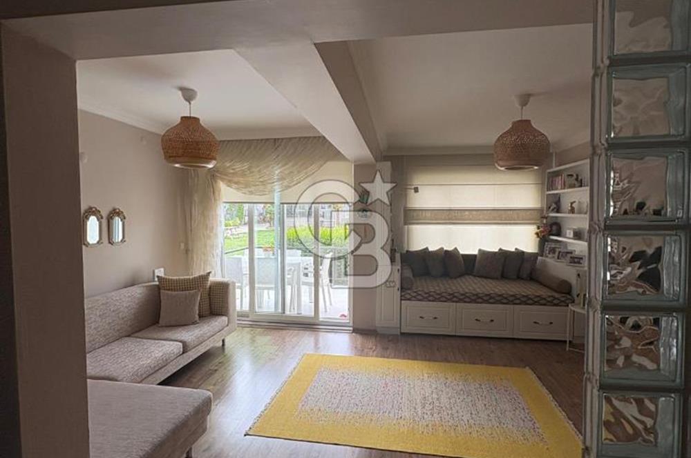 MANİSA GÜZELYURT MAHALLESİ YILDIZ SİTESİ'NDE SATILIK 5+1 VİLLA