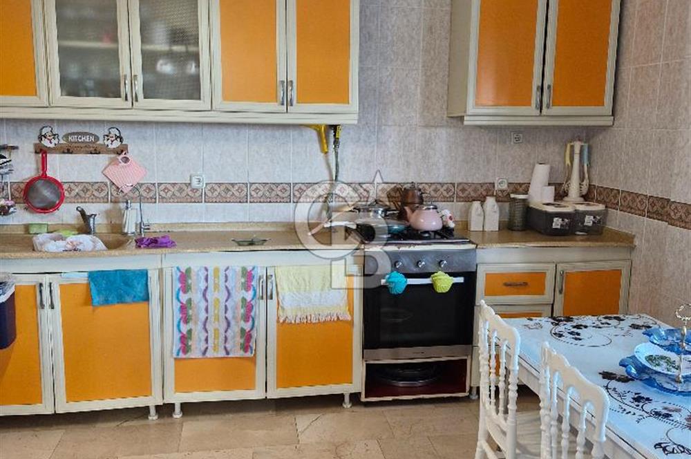 ÖNERLERDE 831M2 BAHÇE İÇİNDE 150 M2 YER OTURUMLU 3 KATLI SATILIK EV