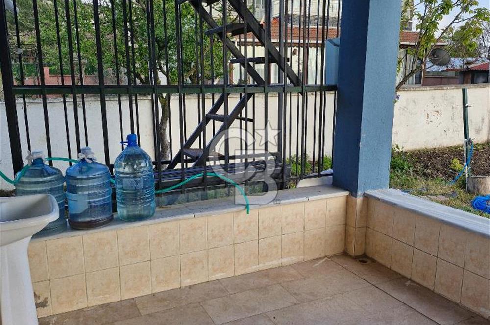 ÖNERLERDE 831M2 BAHÇE İÇİNDE 150 M2 YER OTURUMLU 3 KATLI SATILIK EV