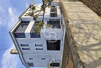 ÖNERLERDE 831M2 BAHÇE İÇİNDE 150 M2 YER OTURUMLU 3 KATLI SATILIK EV