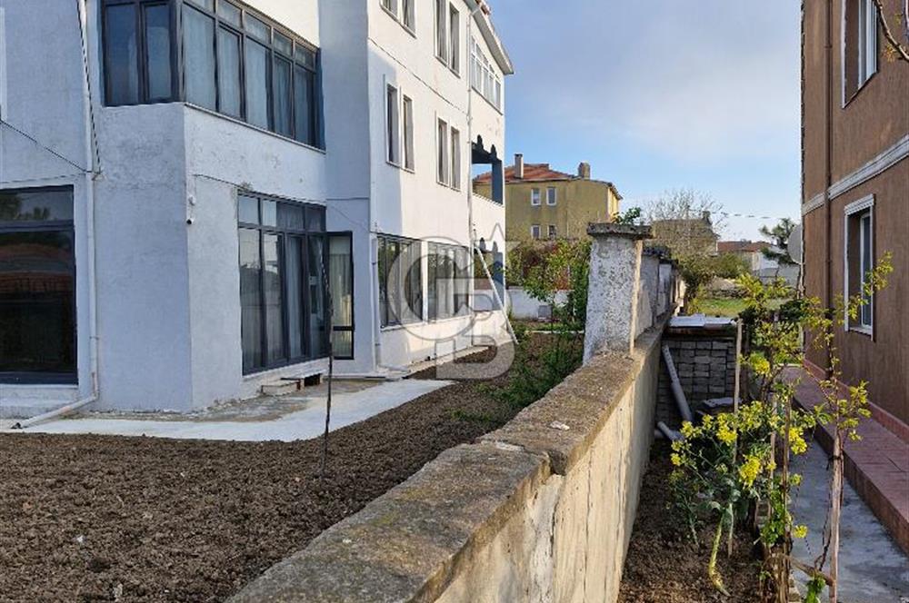 ÖNERLERDE 831M2 BAHÇE İÇİNDE 150 M2 YER OTURUMLU 3 KATLI SATILIK EV