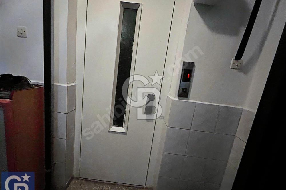 COLDWELL BANKER ODAKTAN ALİAĞA DEVLET HASTANESİ YANI 140M2 3+1