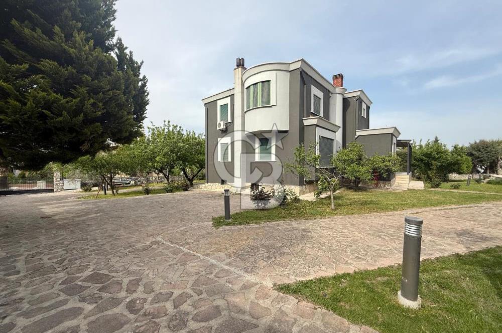 Manisa Keçiliköy Mah. Lüks Yaşamın Yeni Tanımı 7+1 Özel Villa