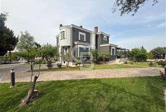 Manisa Keçiliköy Mah. Lüks Yaşamın Yeni Tanımı 7+1 Özel Villa
