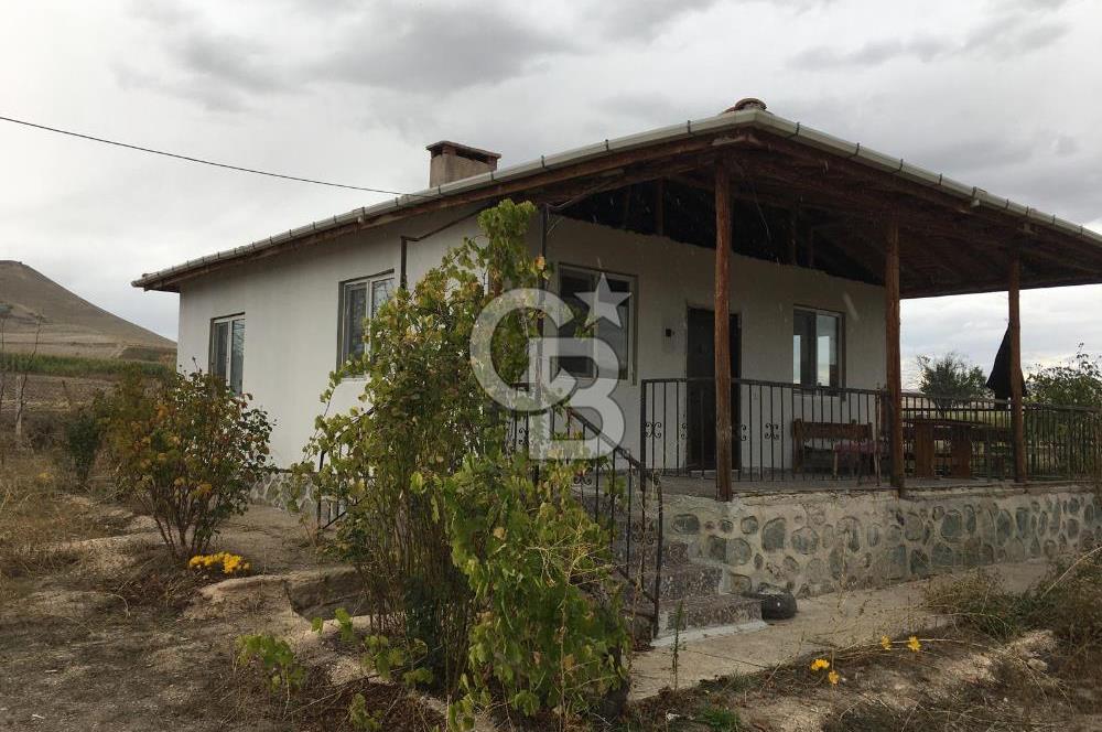 GÜDÜL GÜNEYCEDE TEK TAPU 2 ADET EV VE SATILIK TARLA