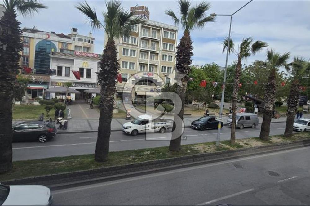 ÇANAKKALE MERKEZ CUMHURİYET MEYDANINDA SATILIK İŞYERİ