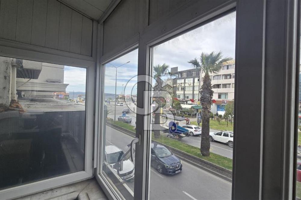 ÇANAKKALE MERKEZ CUMHURİYET MEYDANINDA SATILIK İŞYERİ