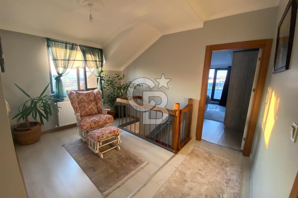 Arnavutköy Haraççı'da Özel Tasarım Satılık 4+2 Daire!