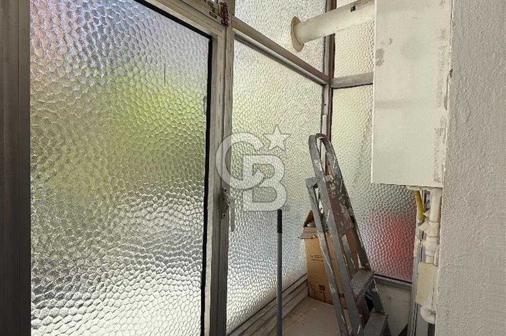 Kızıltoprak Bağdat Caddesinde, Yüksek Tabela Değerli 2+1 Ofis